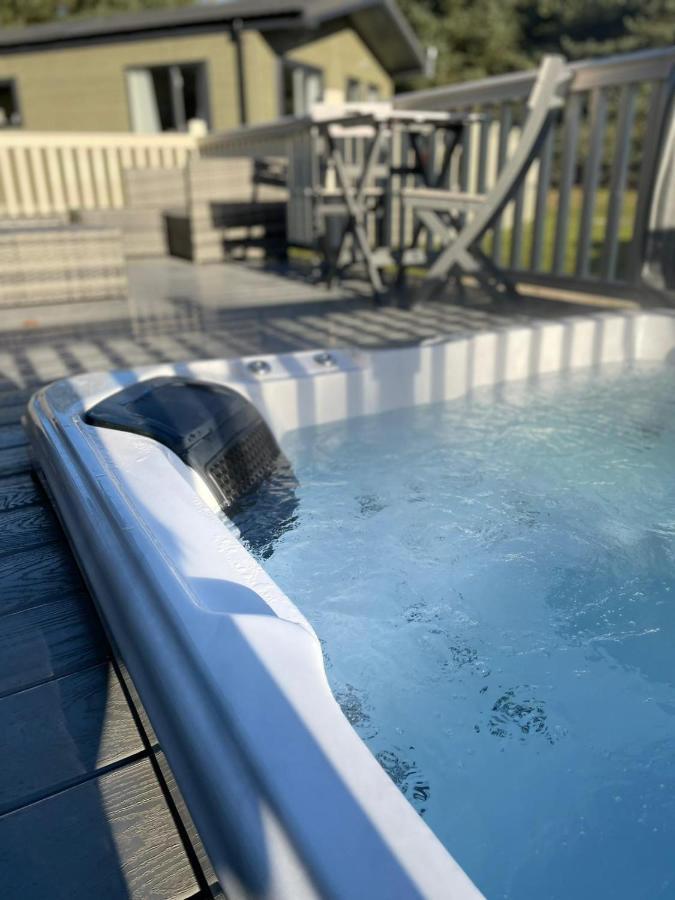 Gleneagles Lodge With Hot Tub York Luaran gambar